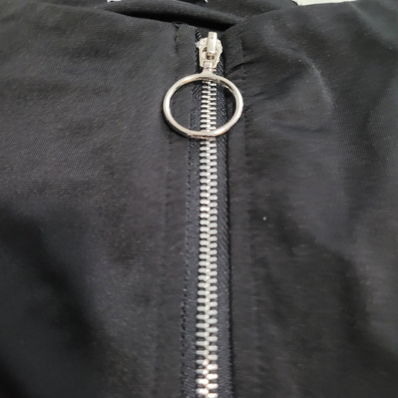 Ardene Spaghetti Strap Black Cami, Front Zip - Large - Picture 2 of 3